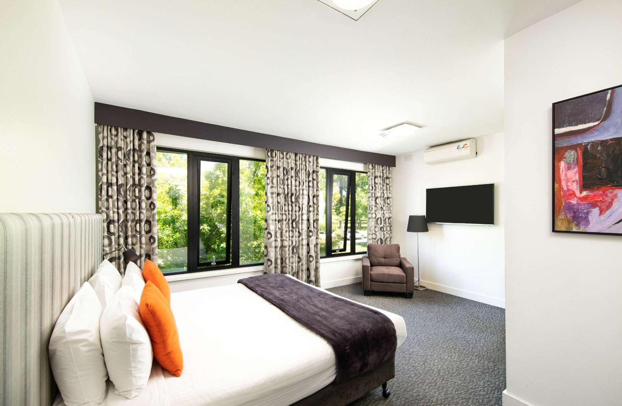 Comfort Hotel East Мельбурн Экстерьер фото