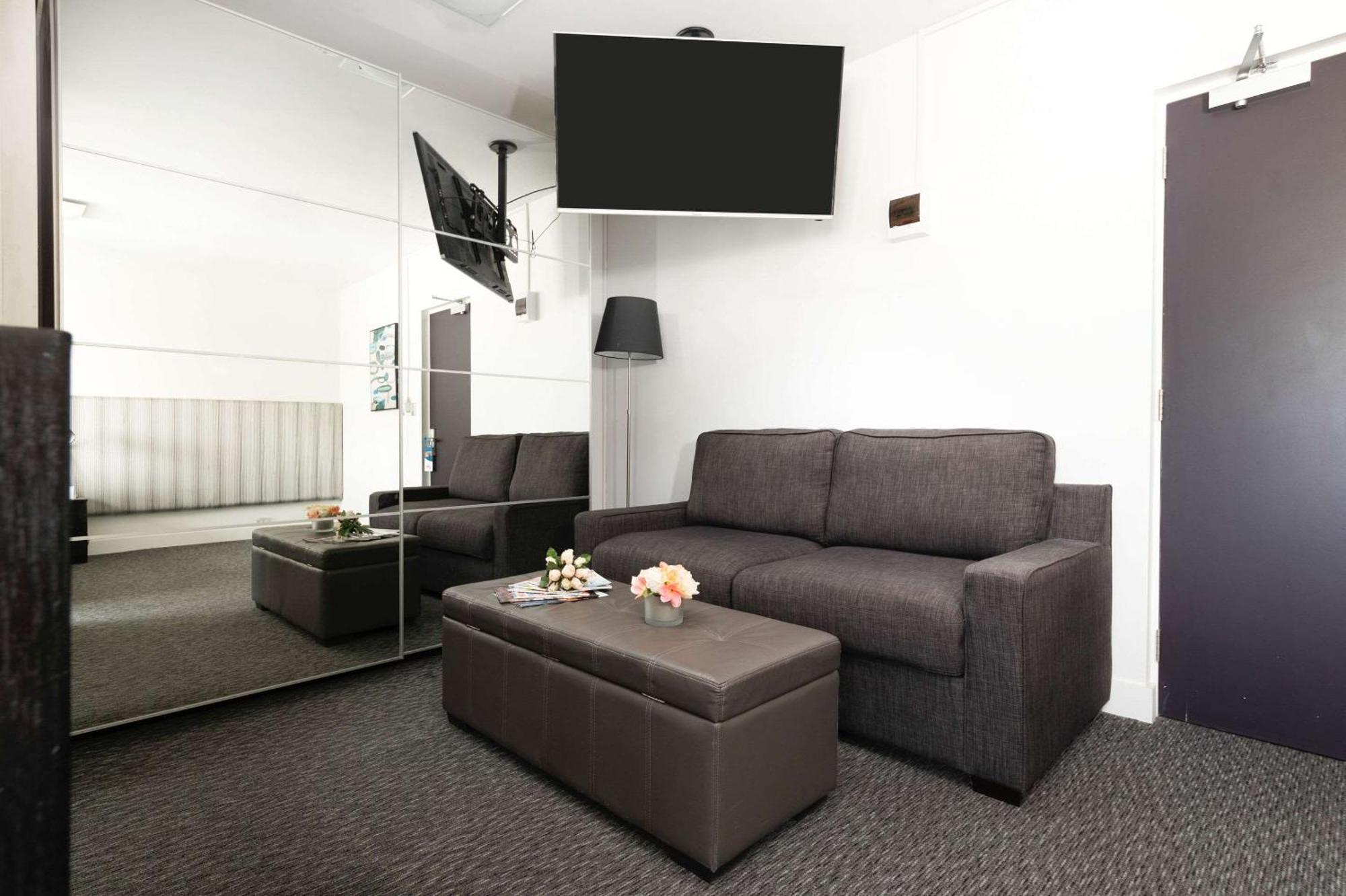 Comfort Hotel East Мельбурн Экстерьер фото